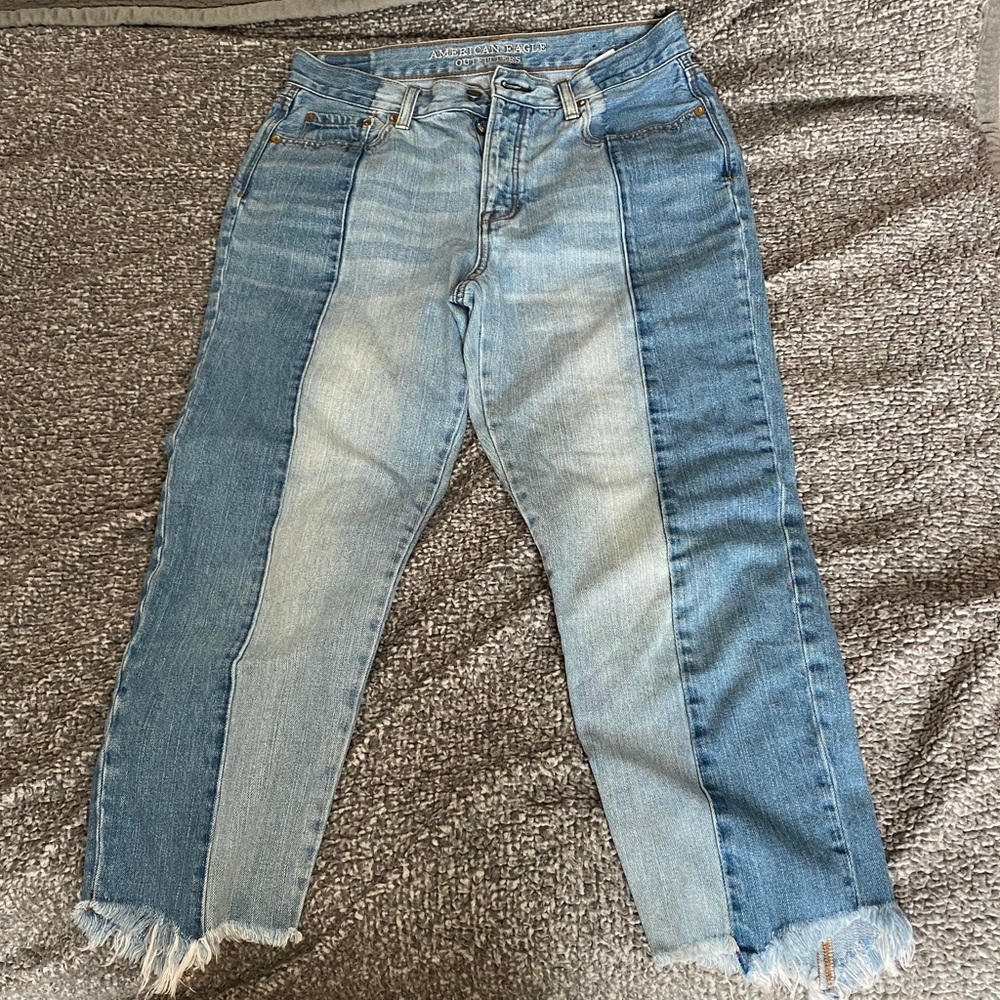 American Eagle two-toned hi rise vintage jeans